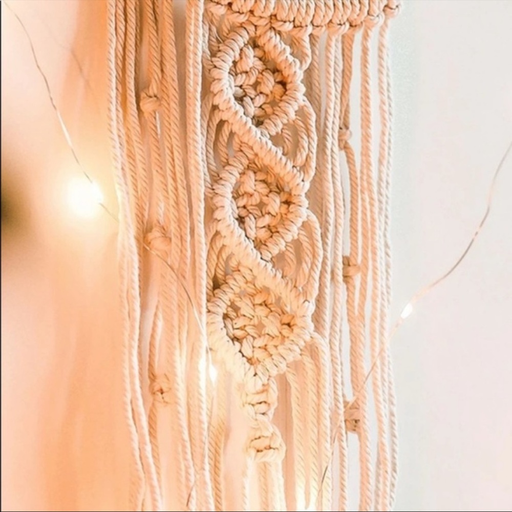 Trendy Moon Shaped Tassel Wall Decor - Picture 4 of 4